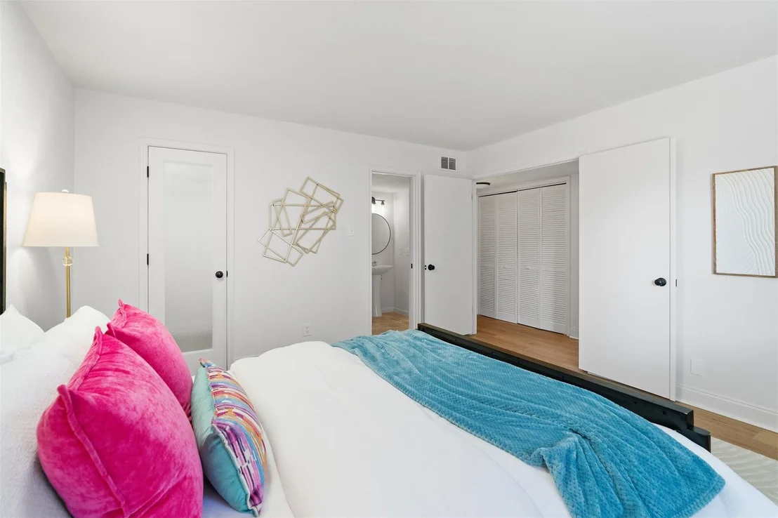 Photo of 7261 Coronado CIR