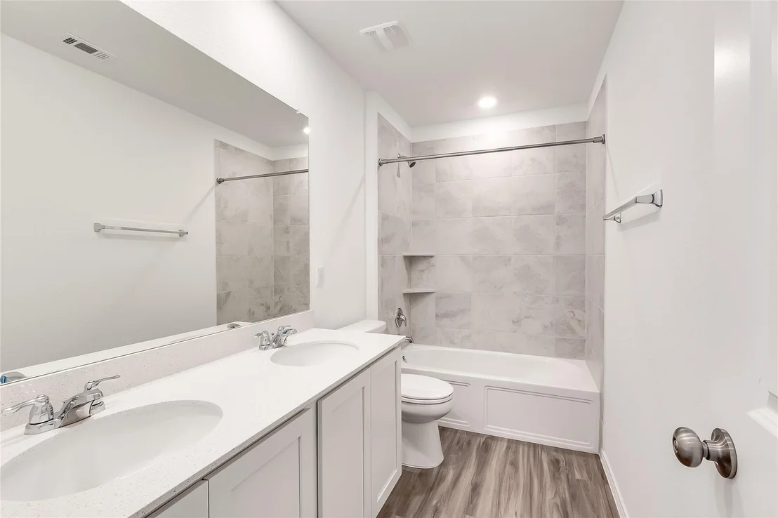 Photo of 609 Bluejack WAY