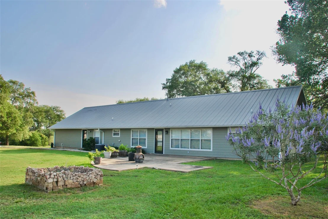 Photo of 3545 E I 10 Frontage RD