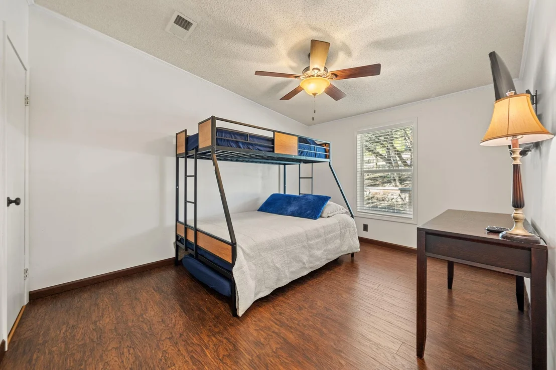 Photo of 28609 Paradise Manor DR
