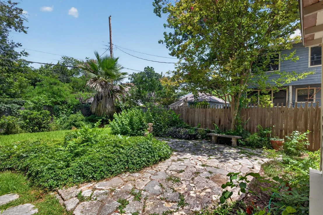 Photo of 4616 Sinclair Ave