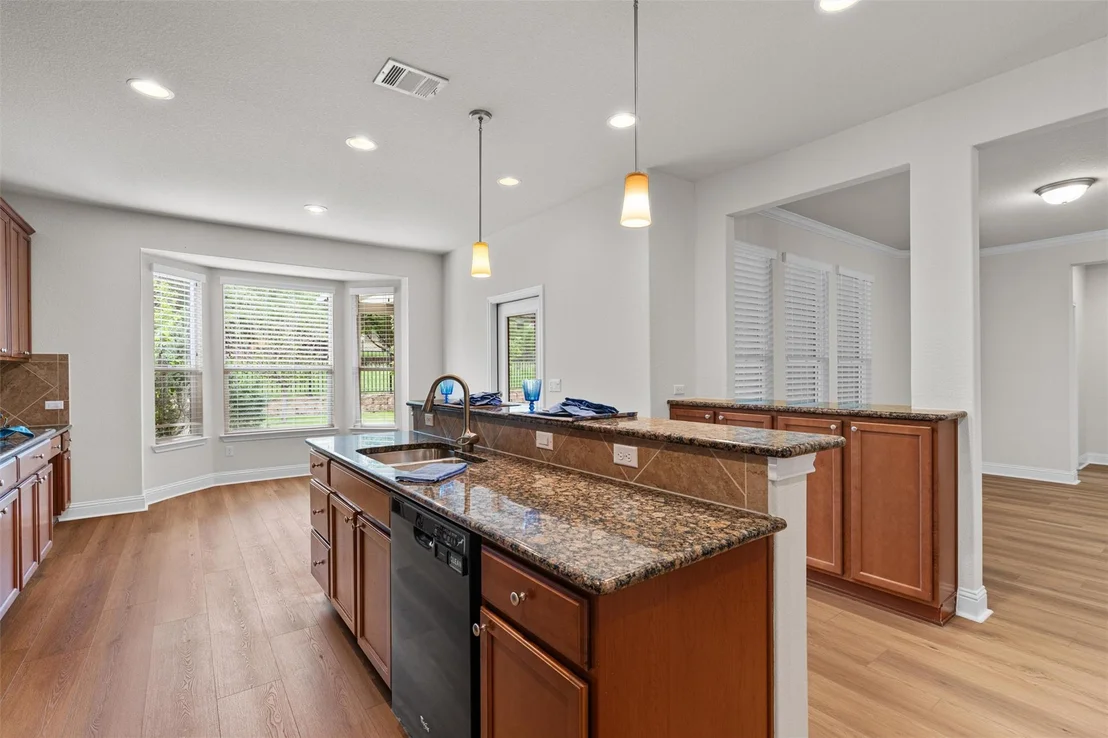 Photo of 509 Davis Mountain CIR