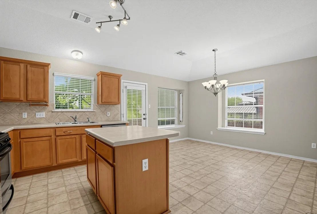 Photo of 1417 Sweet Leaf LN