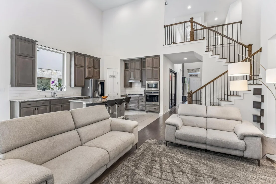 Photo of 2432 Soprano WAY