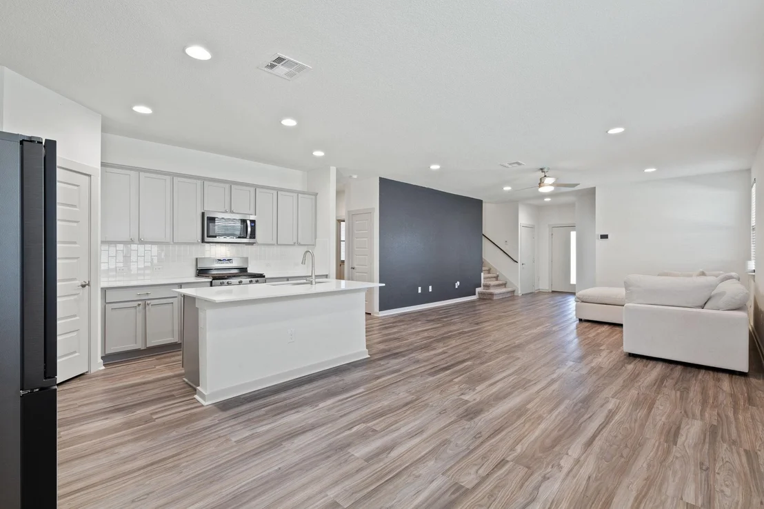 Photo of 7809 Linnie LN