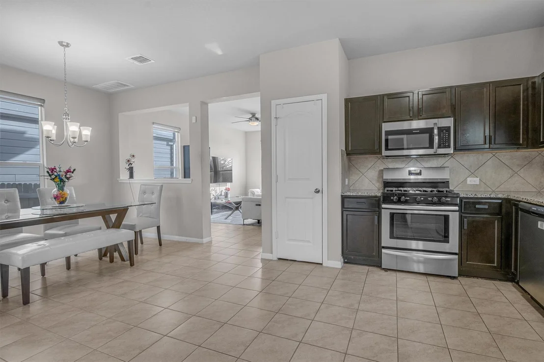 Photo of 10104 Lampton LN