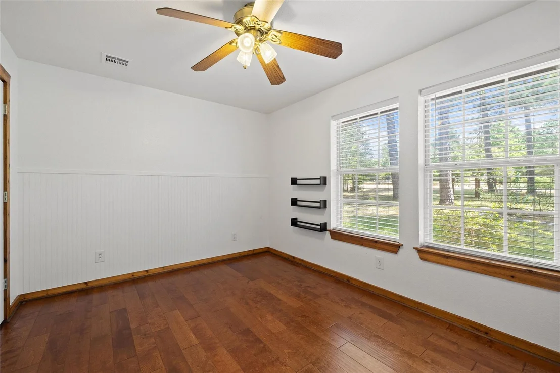 Photo of 179 Rainbow DR