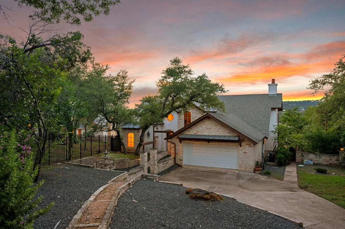 Photo of 8140 Joy RD