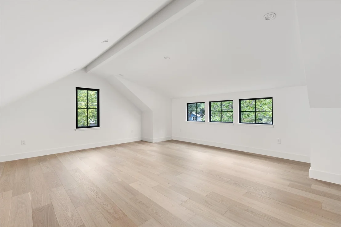 Photo of 1703 Madison