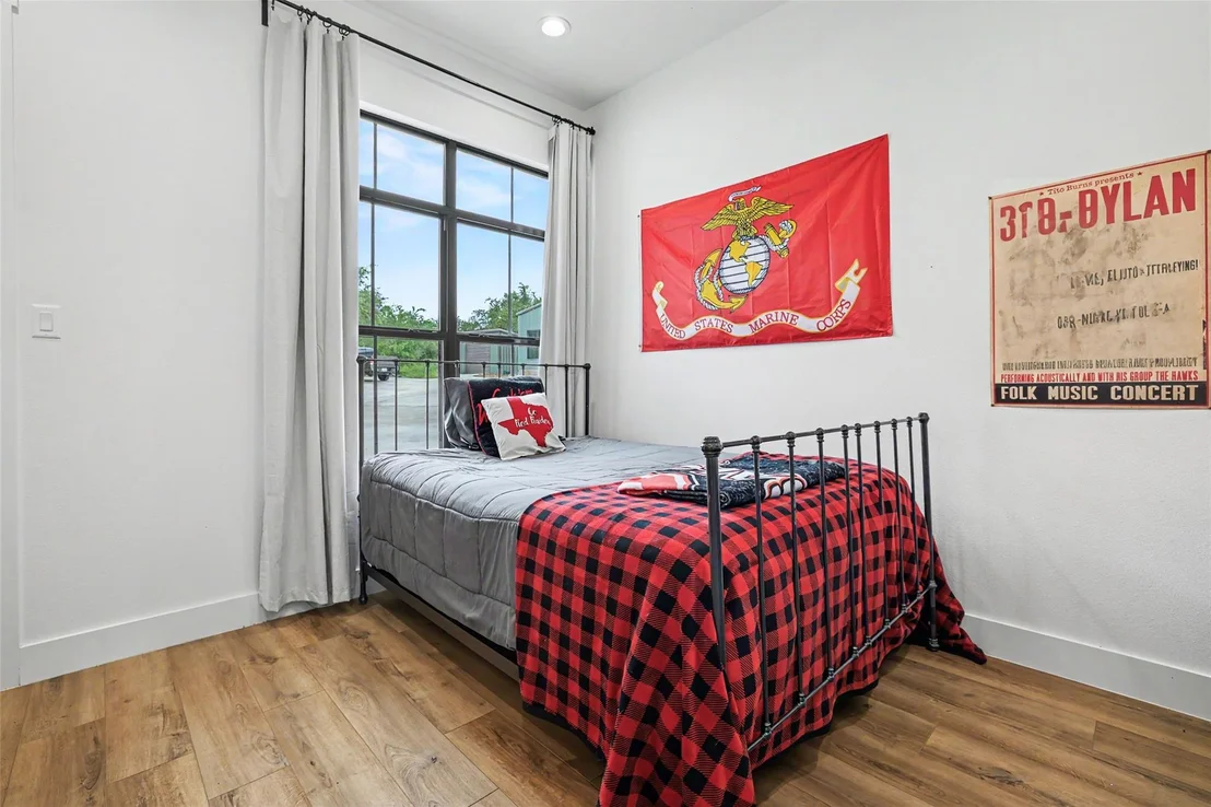 Photo of 7670 Shiny Top Ranch LN