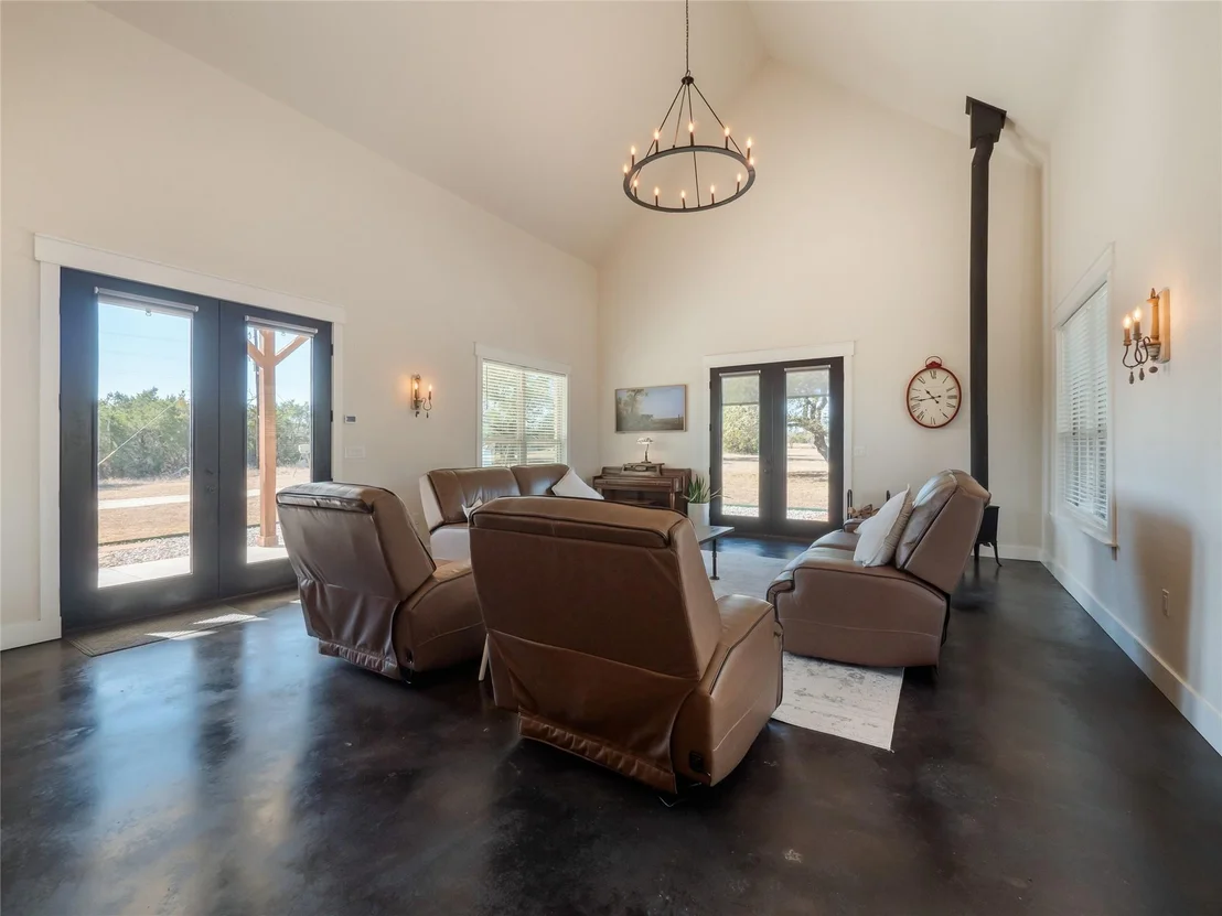 Photo of 161 Paintbrush LN