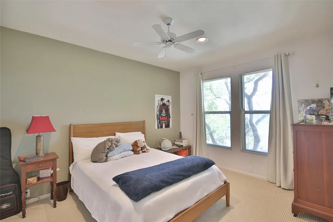 Photo of 9003 Bluegrass DR