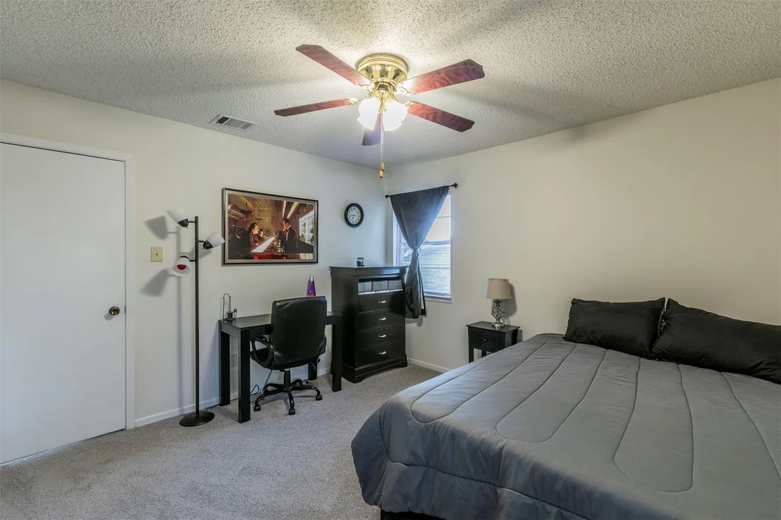 Photo of 605 Manning DR