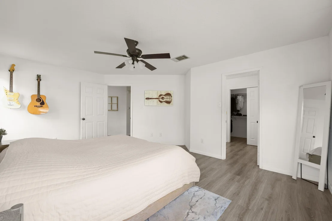 Photo of 1812 Sylvia LN