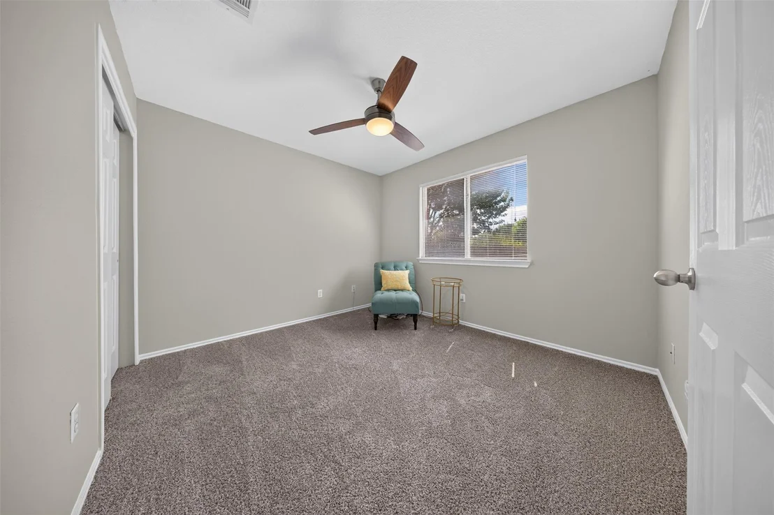 Photo of 112 Northern TRL