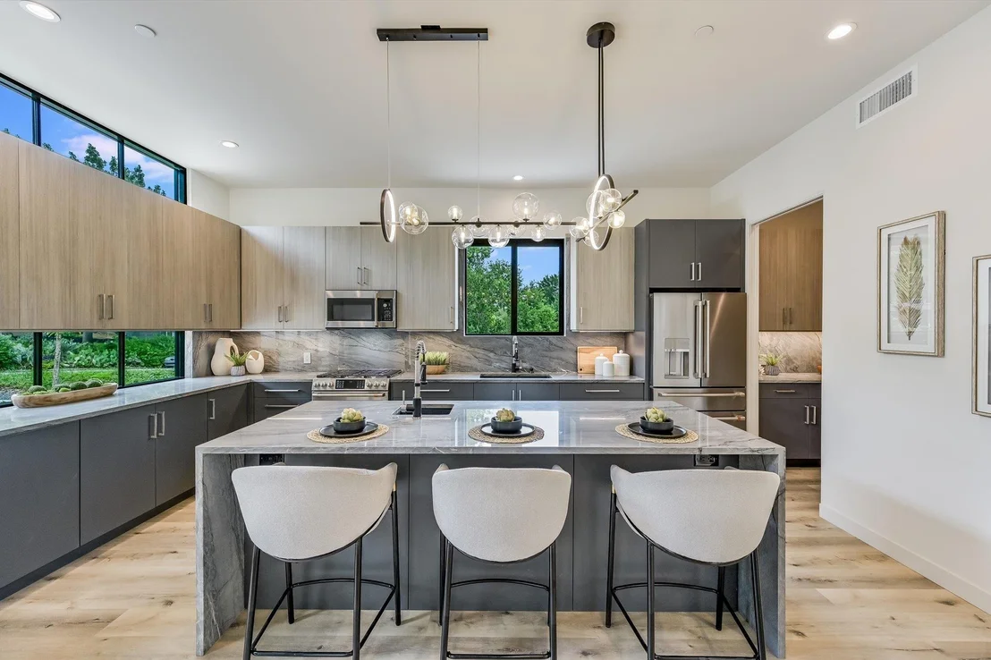 Photo of 2615 Pembrook TRL