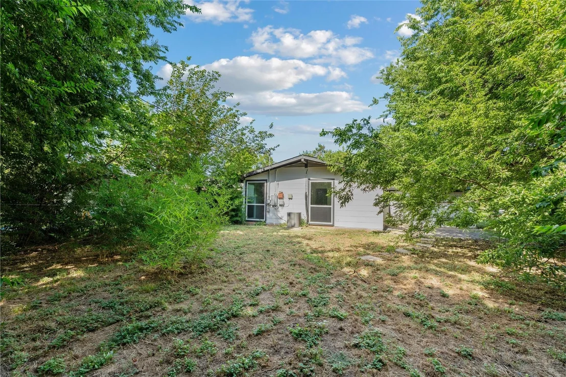 Photo of 6401 Kenilworth DR