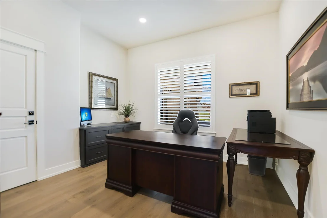 Photo of 106 Rangeway CIR