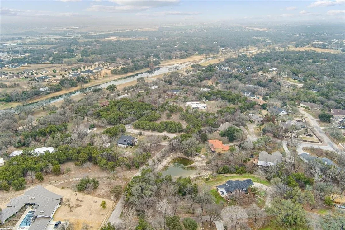 Photo of 800 Hillcrest DR
