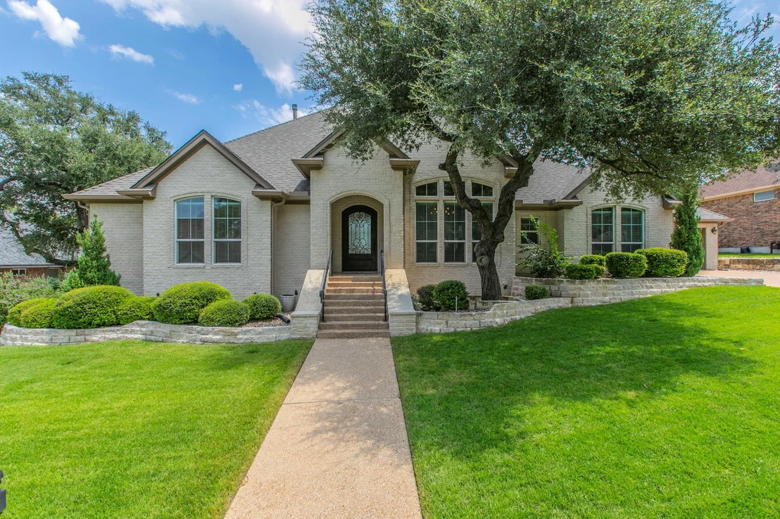 Photo of 1635 Alta Vista LOOP