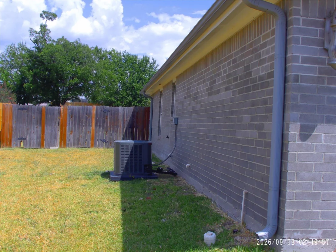 Photo of 5105 Southern Crossing DR