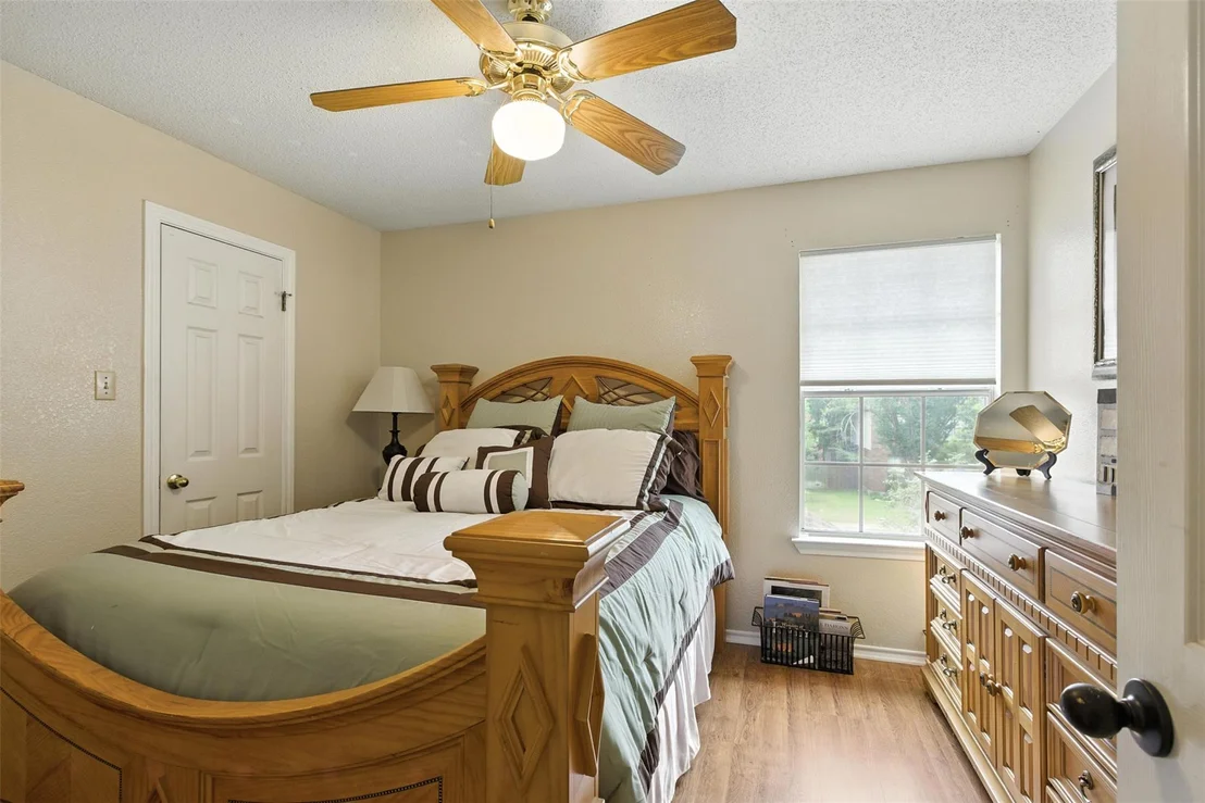 Photo of 1113 Pebble Brook RD