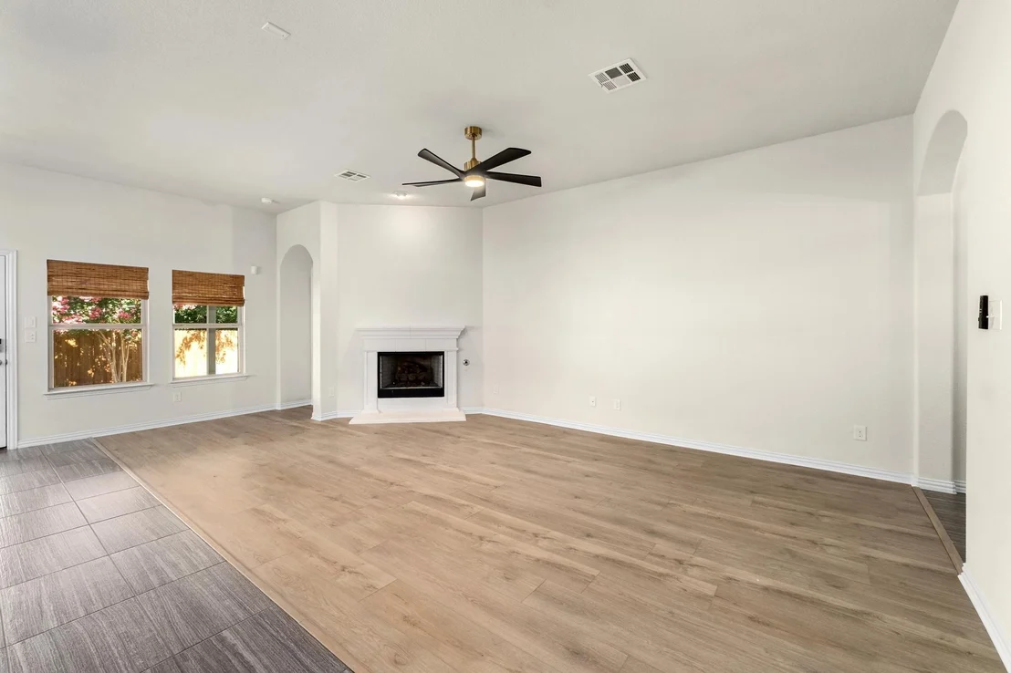 Photo of 21612 Hines LN