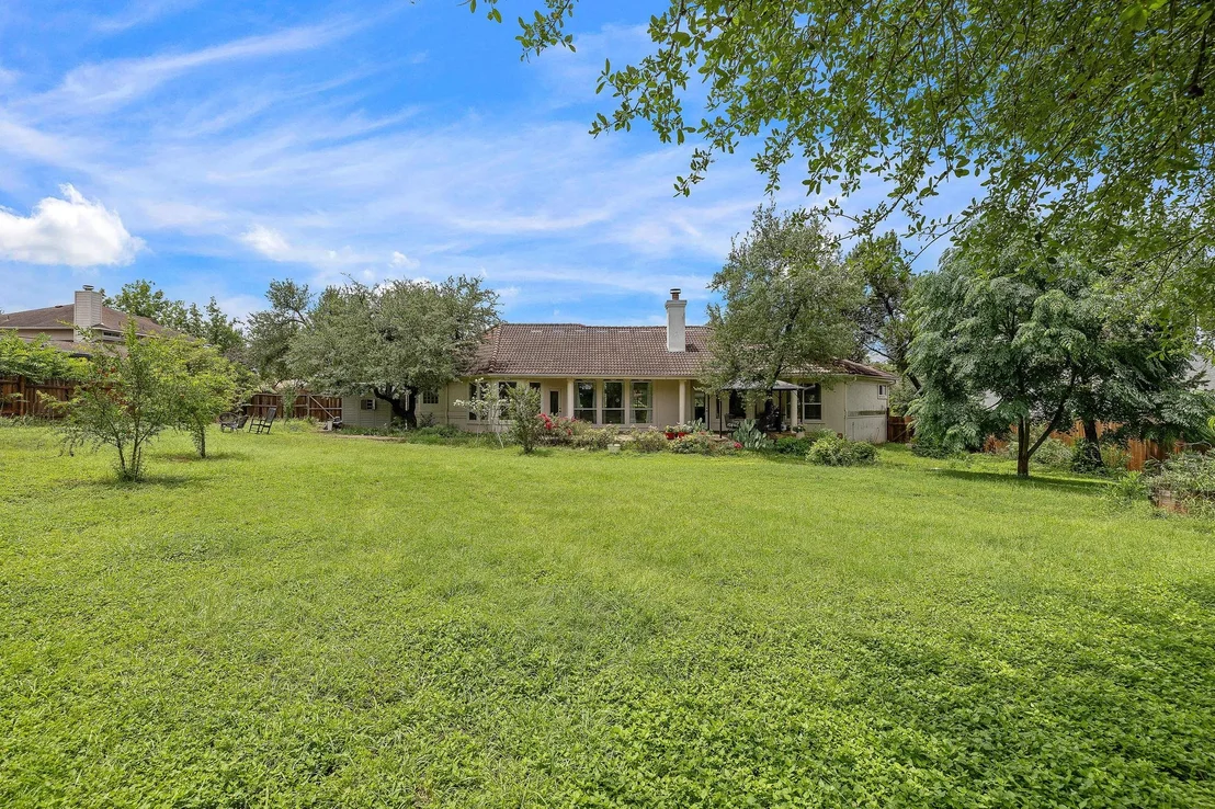 Photo of 9608 Streamside DR