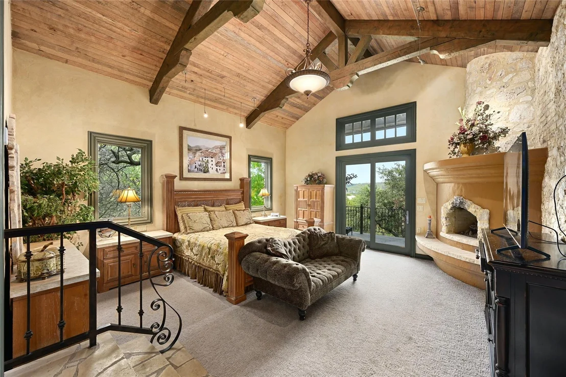 Photo of 3601 Toro Canyon RD