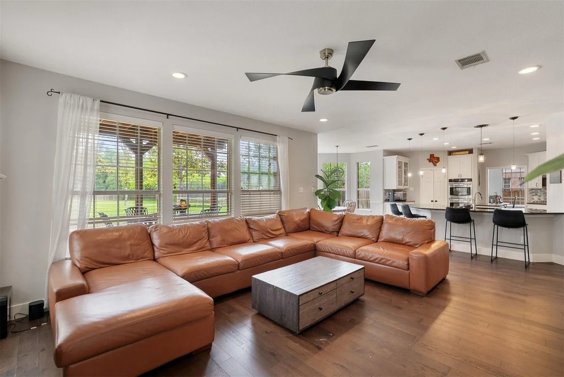 Photo of 3814 Forest Creek DR