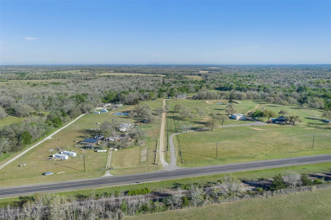 Photo of 2313 E Us Highway 79