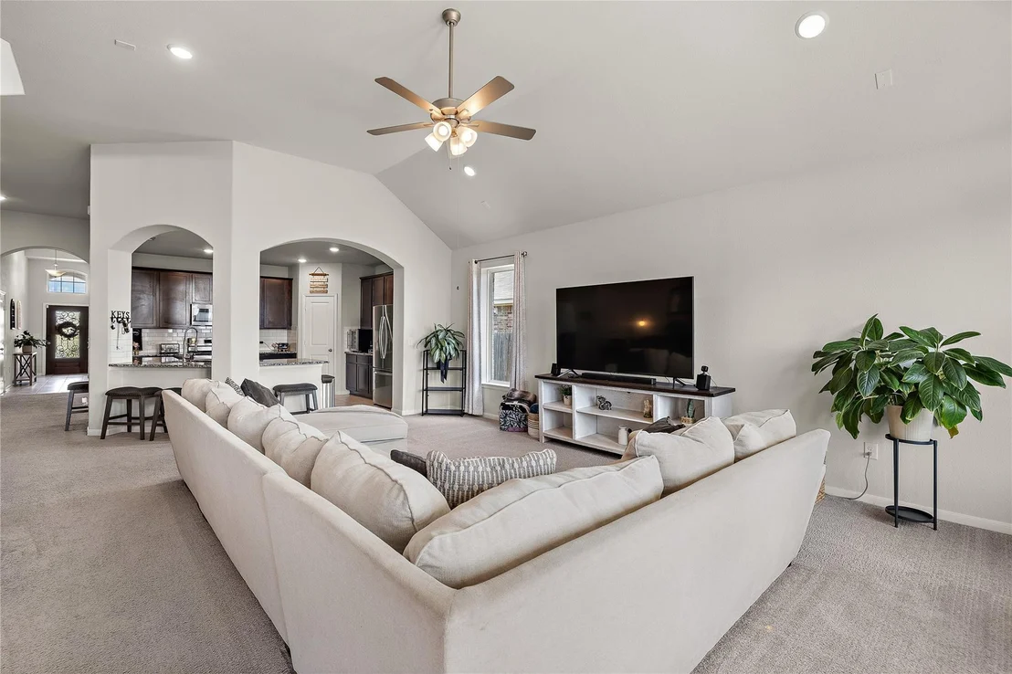 Photo of 521 Hendelson LN