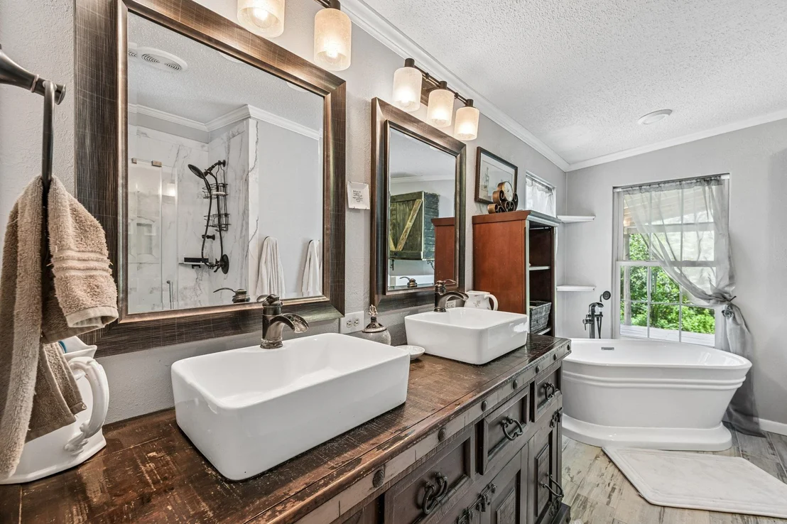 Photo of 541 Hidden Oaks DR