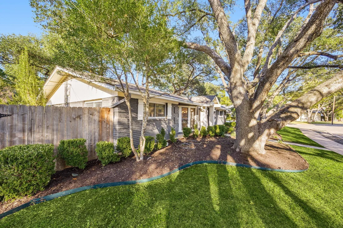 Photo of 3006 Carlisle DR