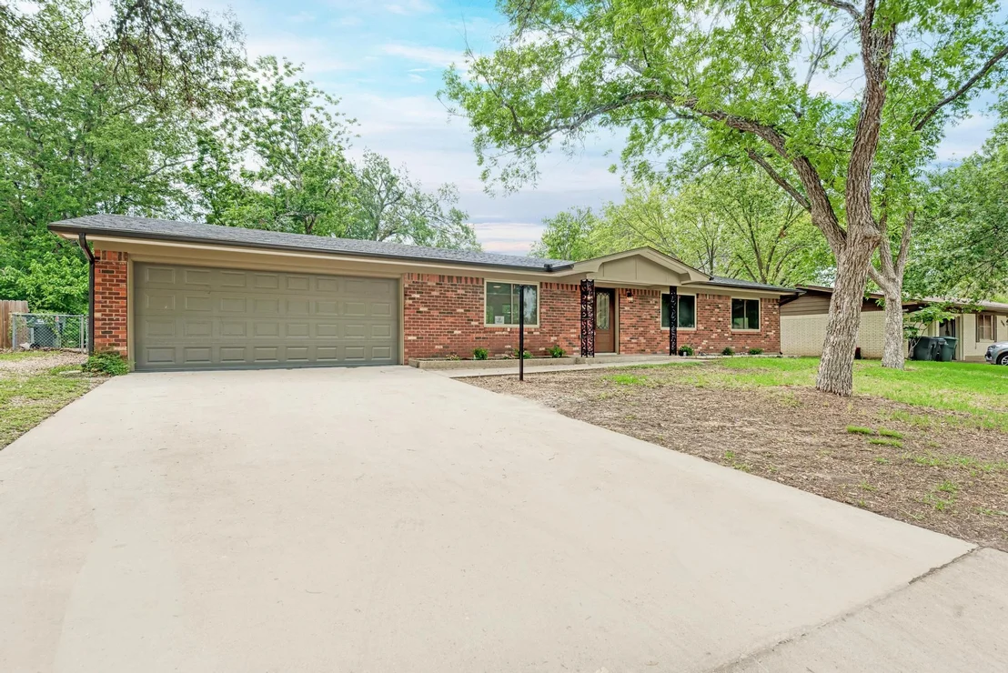 Photo of 3109 Anacacho DR