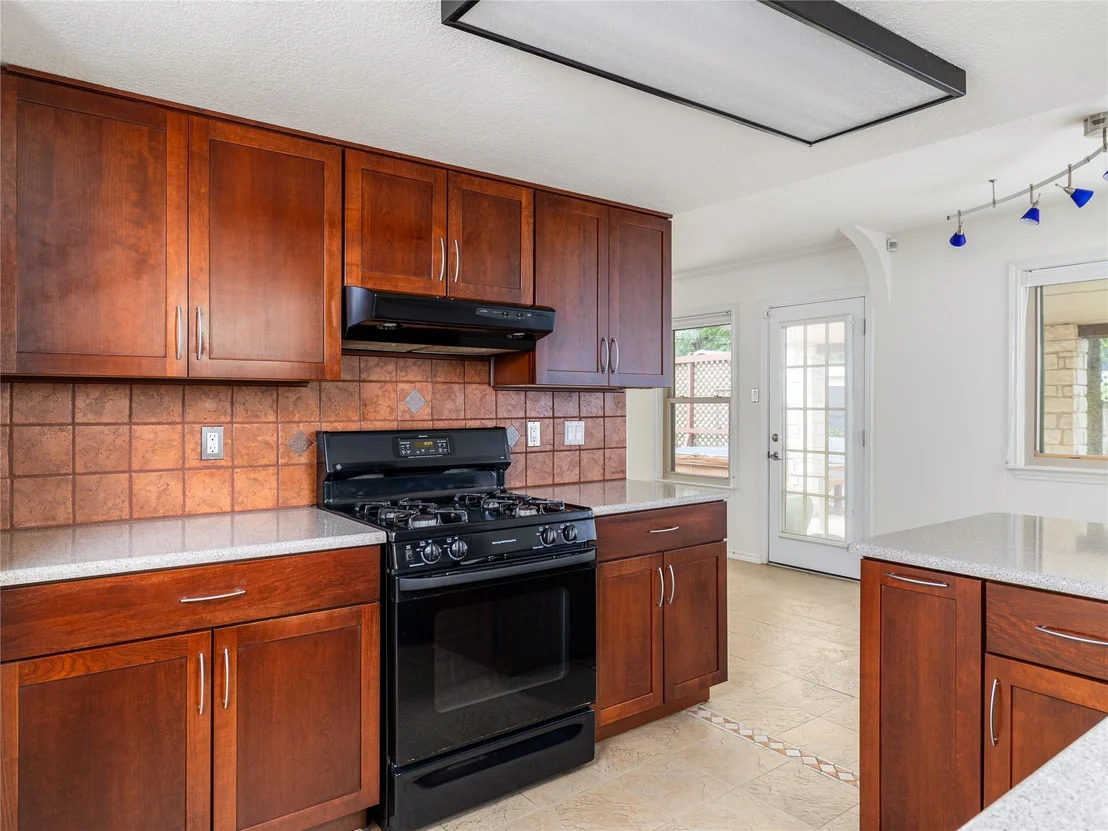 Photo of 12208 Antoinette PL
