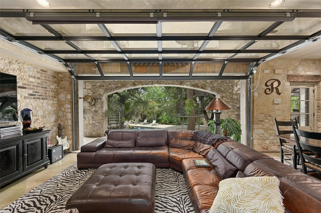Photo of 3601 Toro Canyon RD
