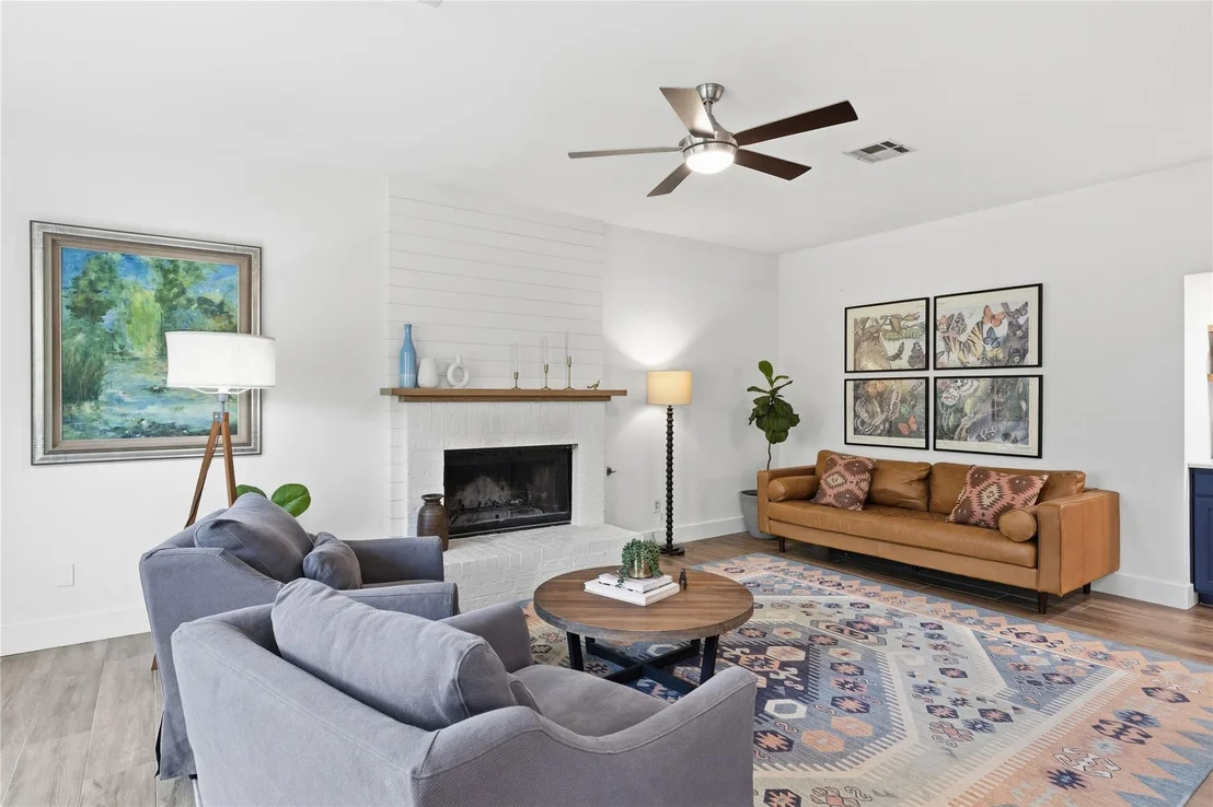 Photo of 6310 Walebridge LN