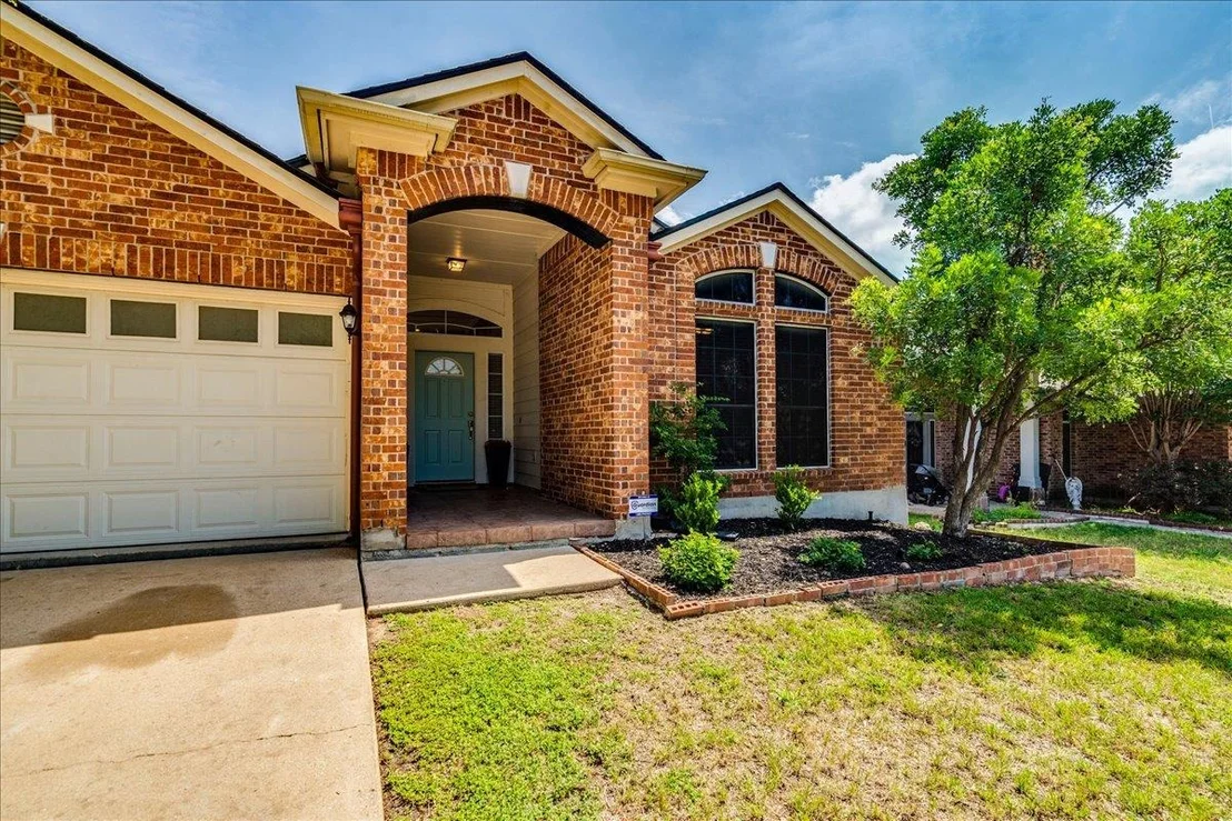 Photo of 2912 Lynnbrook DR
