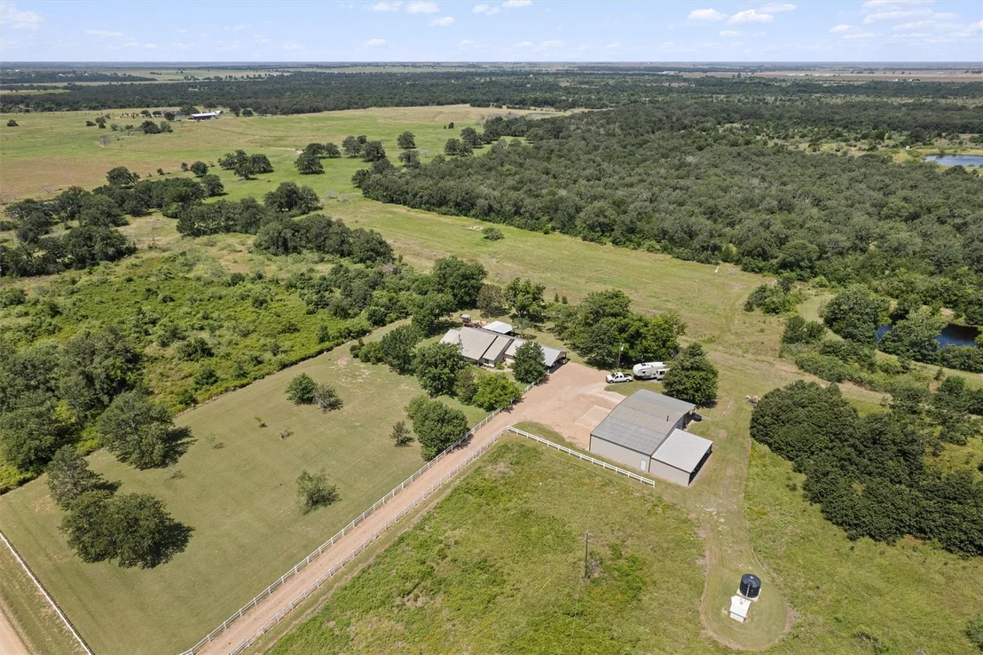 Photo of 1172 County Road 418