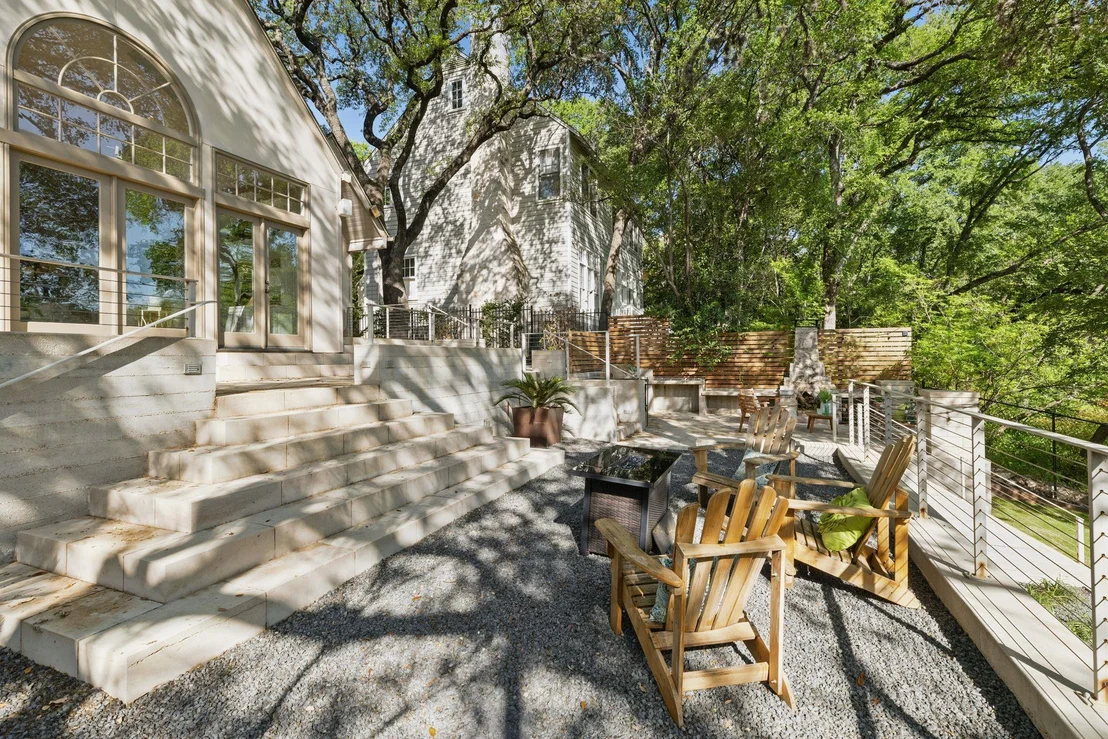 Photo of 1006 Gaston Ave