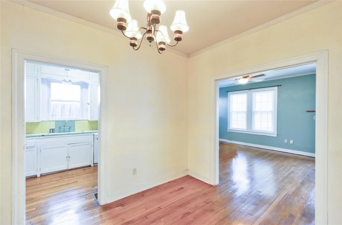 Photo of 1606 Wethersfield RD