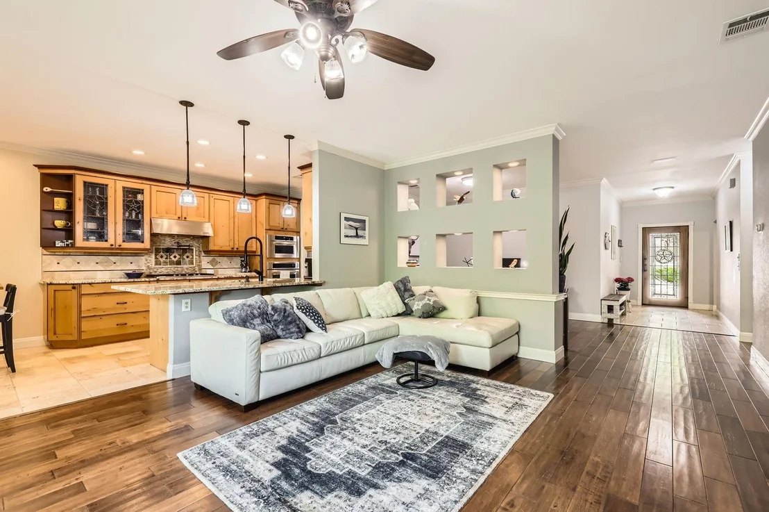 Photo of 4200 Canyon Glen CIR