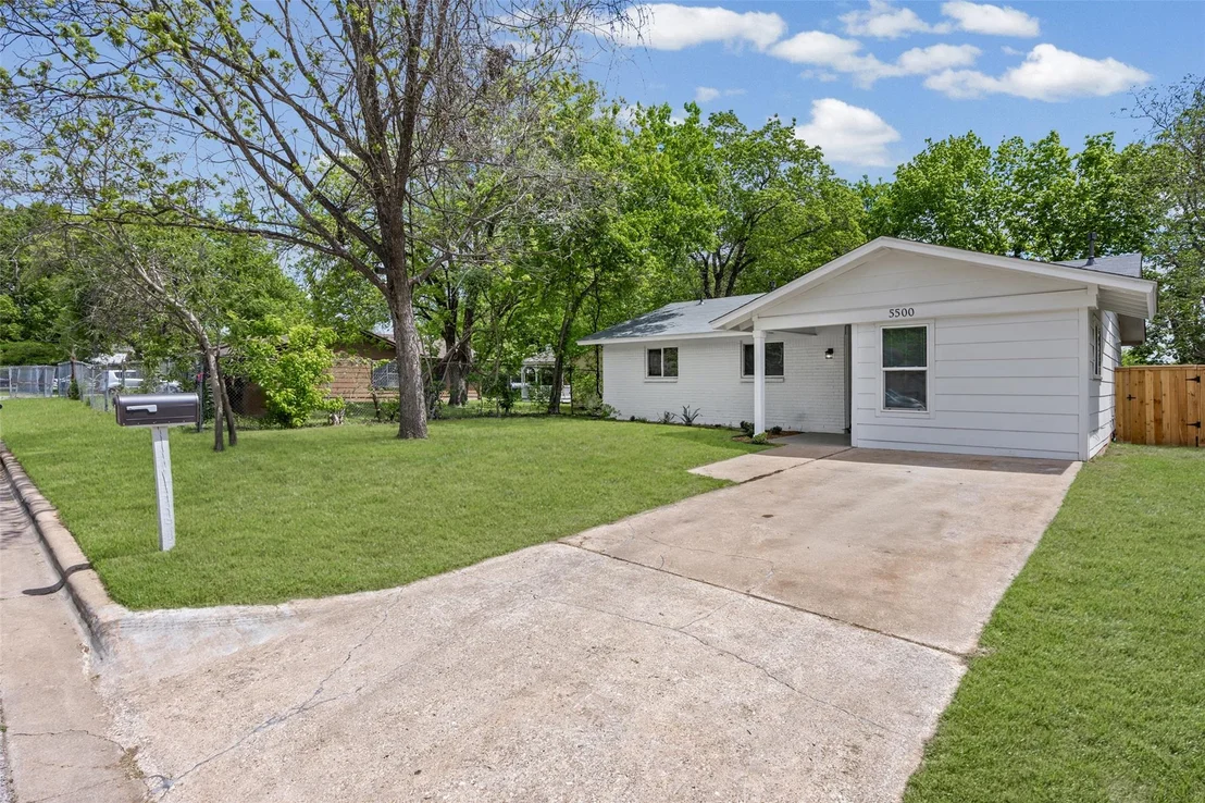 Photo of 5500 Stuart CIR