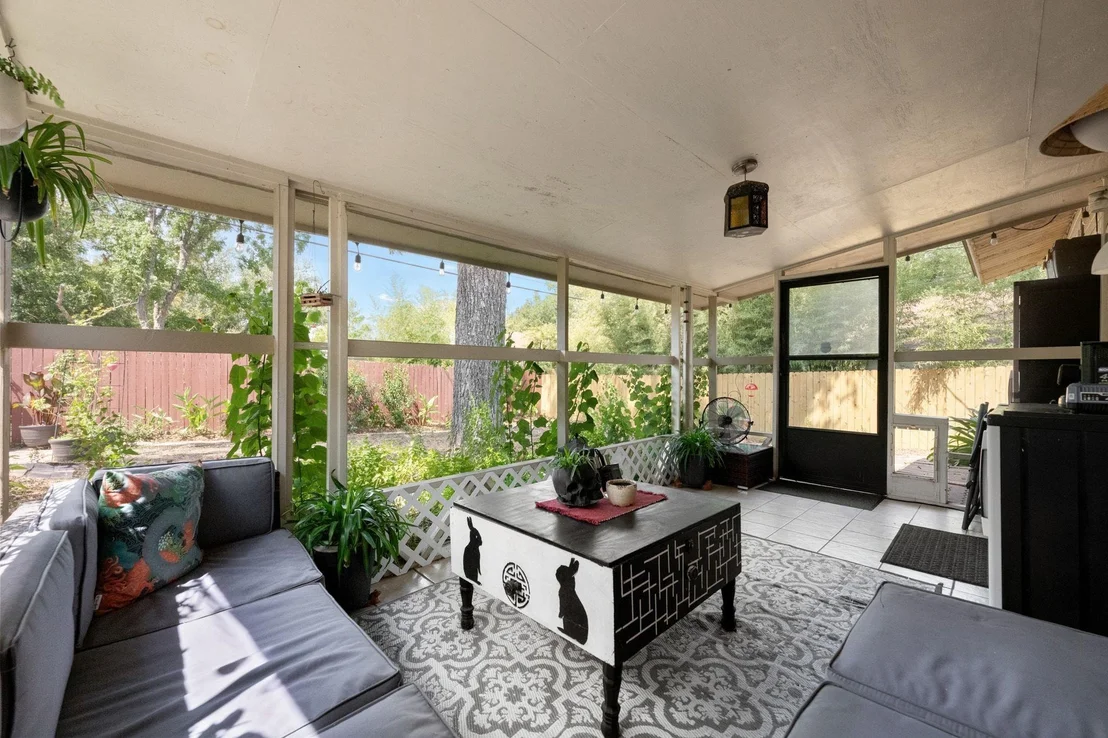 Photo of 2702 Little John LN