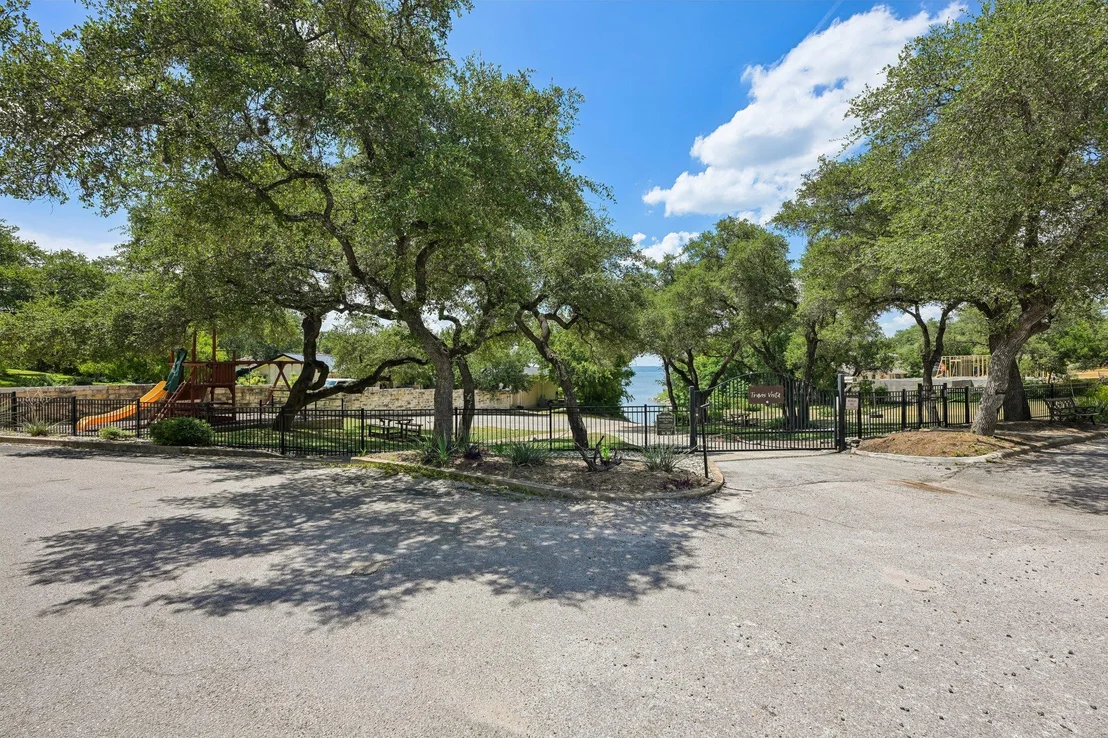 Photo of 13101 Travis View LOOP