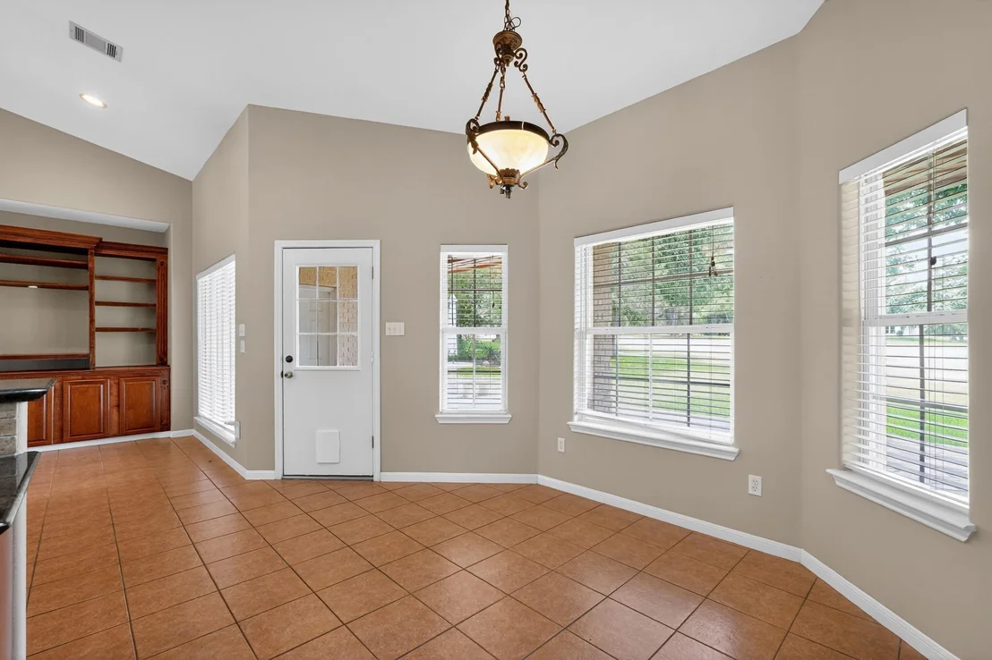Photo of 410 Pinehurst DR