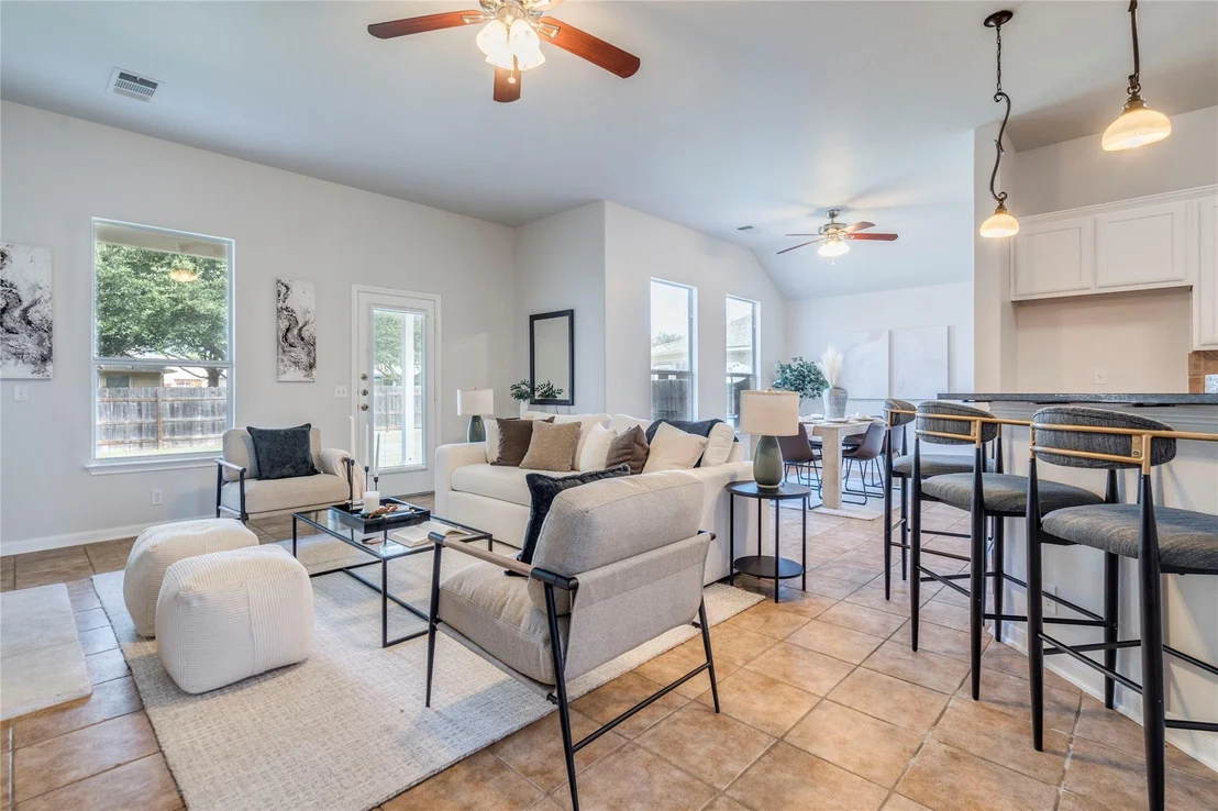 Photo of 813 Kingston Lacy BLVD