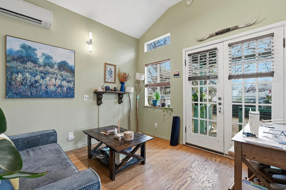Photo of 1112 Mission RDG