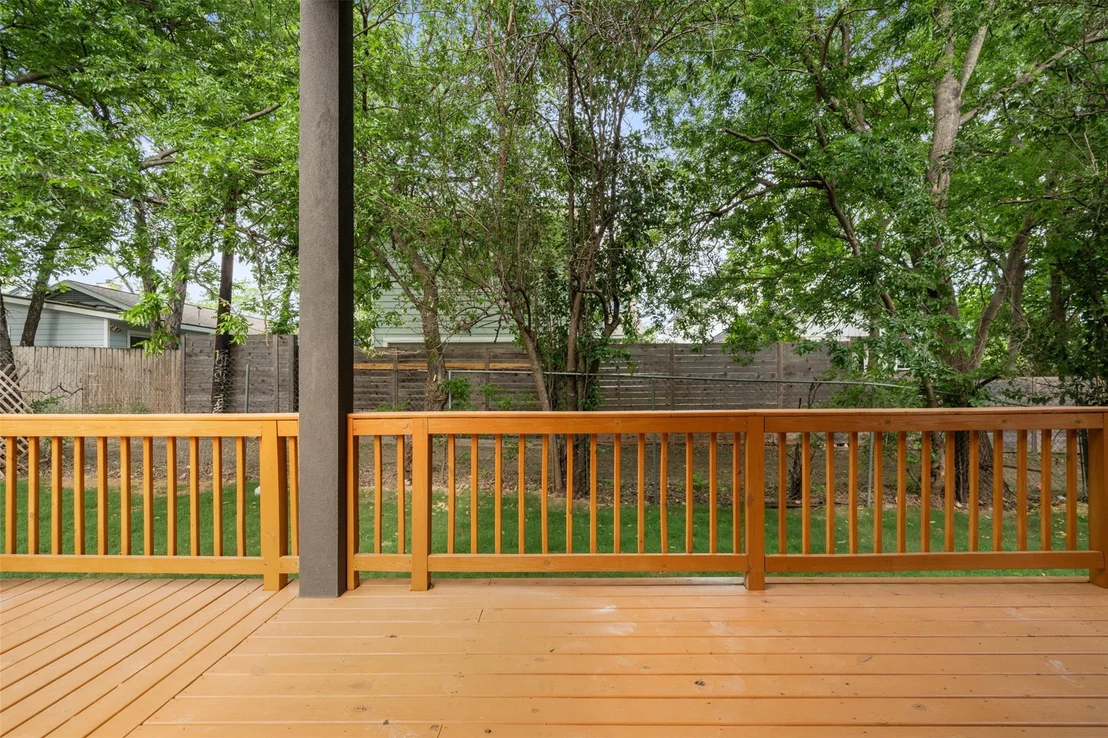 Photo of 1605 Cedar Ave